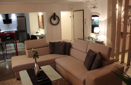 Panorama Apartment | Luxury studio fully equipped with a private garden quietly situated