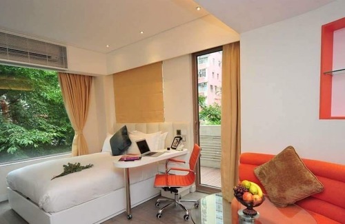 Wan Chai Apartment | Luxury Studio in Wan Chai