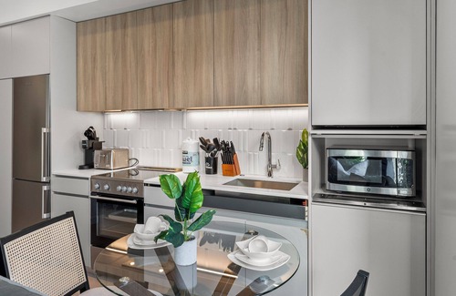 Seaport District Apartment | Luxury Studio Next to Broadway 3632
