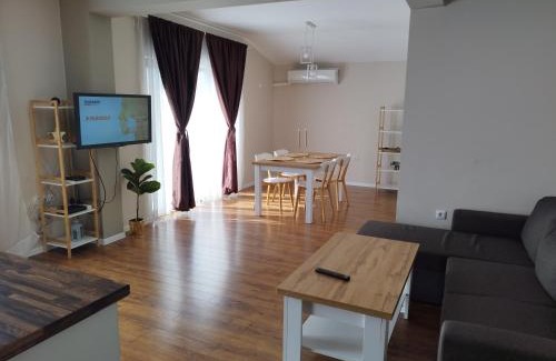 Karlovo Apartment | LUXURY SUITE 2
