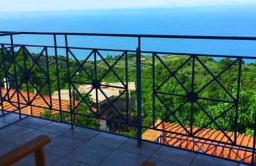 Karitsa Apartment | Luxury Suite 6 Guests Sea View, Amazing Sunrise,3klm From The Sea & Thermalism