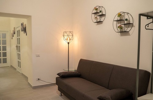 Quartieri Spagnoli House | Luxury Suite in the center of Naples ★ ("Dietro al Plebiscito")