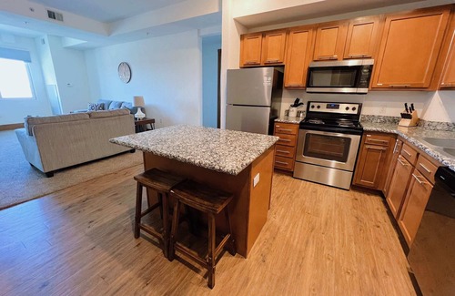 Grandville Apartment | Luxury suite with parking at The Grand Castle