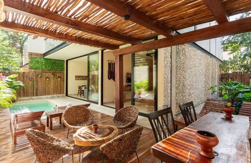 Zama Apartment | Luxury Three Bedroom Jungle Suite Private Pool TL19