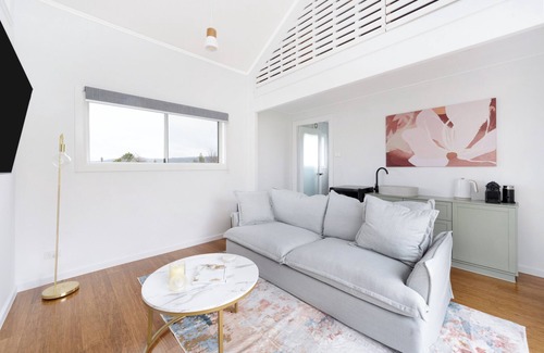 Collector Apartment | Luxury Tiny Home in Collector NSW