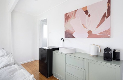 Collector Apartment | Luxury Tiny Home in Collector NSW