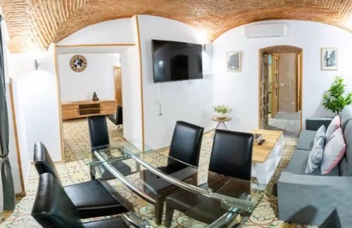 Distrito Centro-Casco-Antiguo Apartment | LUXURY TOURIST APARTMENT IN CÁCERES