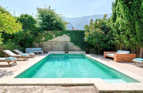 Soller Villa | Luxury Town Villa With Big Pool and Garden, parking, AC in all bedrooms