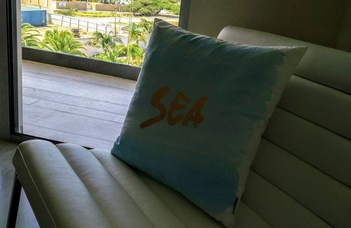 Oranjestad-West Condo | Luxury & Tranquility at Le Vent Condominium on Eagle Beach