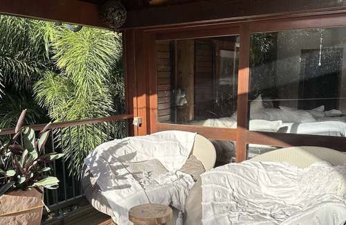 Cooktown Villa | Luxury Treehouse on the Beach. Rainforest Paradise. Remote