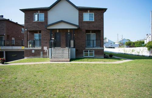 Laval Villa | Luxury Two Story Villa Unit A