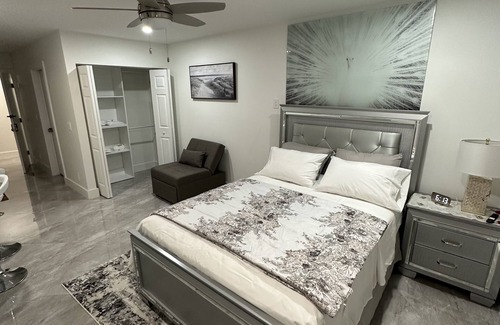 North Lauderdale Apartment | Luxury Unit A