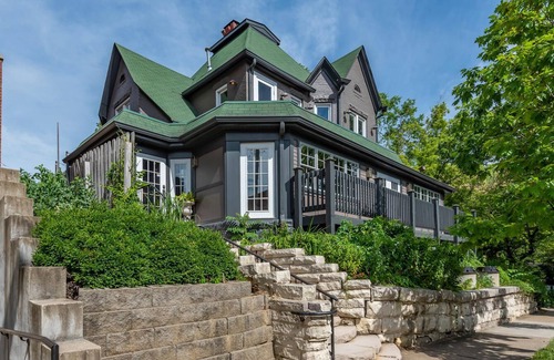 Bloomington House | Luxury vacation rental in the heart of Bloomington and the IU campus
