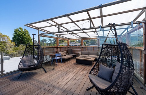 Baywood - Aragon House | Luxury, Views for Miles, Hot Tub, 20 Min To SF