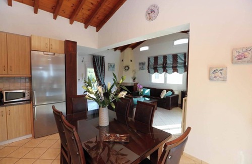 Skiathos Villa | Luxury Villa Amelia with Pool, BBQ, Free Wifi- 3 Bedrooms Skiathos