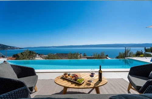 Omis Villa | Luxury Villa Andoris with Gym, Spa, Heated pool