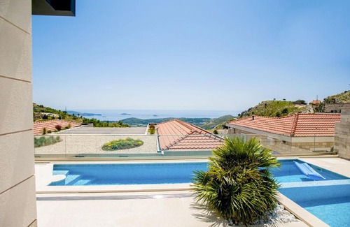 Ravno Villa | Luxury Villa Anna with private pool & Jet pool near Dubrovnik
