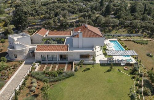 Supetar Villa | Luxury villa Bracchia Magic Retreat II with heated pool - Skrip