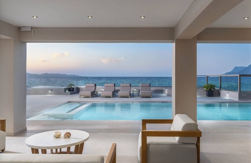 Kolymbari Villa | LUXURY VILLA EOS BEACHFRONT 20 metres from the sea