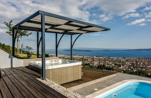 Kastel Stari Villa | Luxury Villa Grand View with Swimming Pool