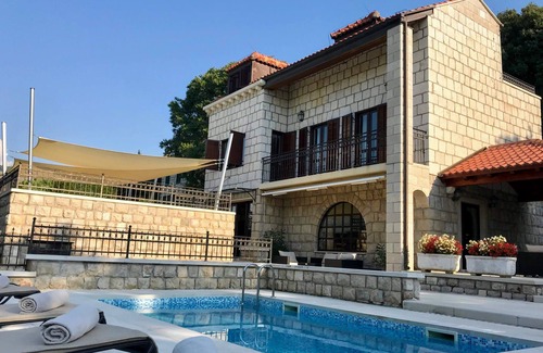 Babin Kuk Villa | Luxury Villa Hedona with Heated Pool