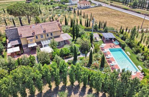 Palaia Villa | Luxury Villa in Tuscany with Pool near Pisa and Florence - Eight Bedrooms 14 pl