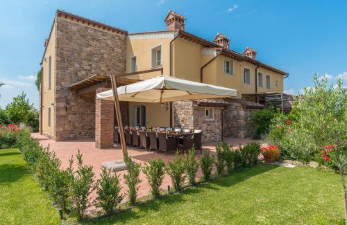 Palaia Villa | Luxury Villa in Tuscany with Pool near Pisa and Florence - Eight Bedrooms 14 pl