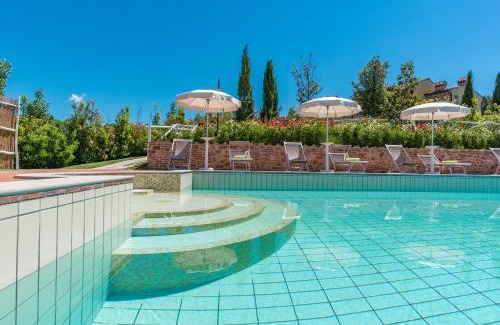 Palaia Villa | Luxury Villa in Tuscany with Pool near Pisa and Florence - Eight Bedrooms 14 pl