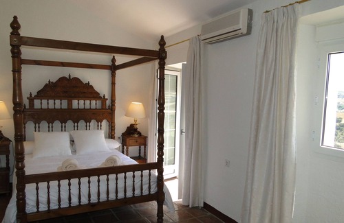 Ronda House | LUXURY VILLA IN RONDA WITH PRIVATE SWIMMING POOL (6)