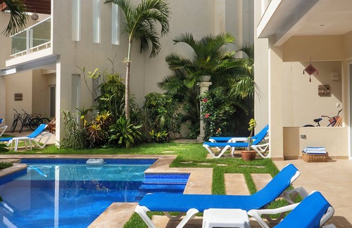 La Veleta Villa | Luxury villa in Tulum with pool, fit 20ppl -10min from the beach!