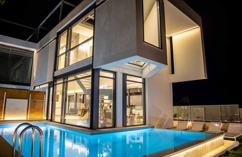 Daratsos Villa | Luxury villa L1 I Brand new villa with 4 bedrooms, close to the beach