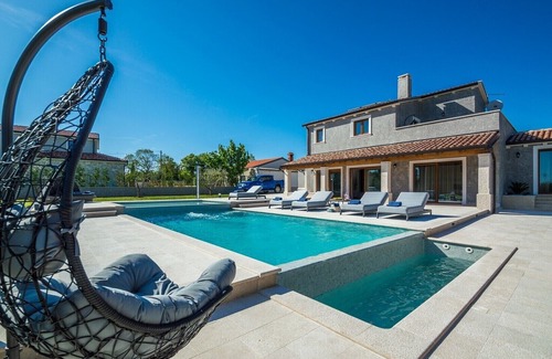 Divsici Villa | Luxury Villa Mabuhay in a quiet part of Istria