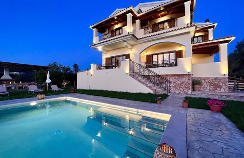 Arillas Villa | Luxury Villa Makris with private heatable pool