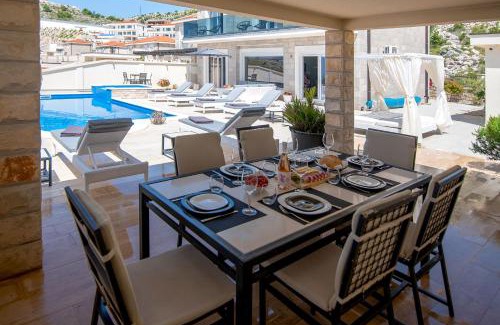 Ravno Villa | Luxury Villa Miriam with private pool and jet pool near Dubrovnik