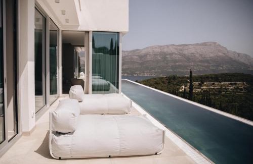 Zrnovo Villa | Luxury Villa Morello Korcula 2 with heated pool, gym, sauna