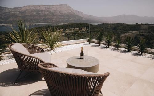 Zrnovo Villa | Luxury Villa Morello Korcula 2 with heated pool, gym, sauna