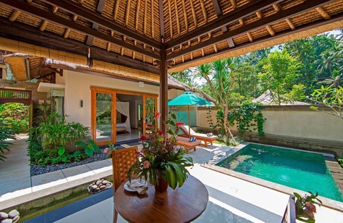 Sambahan Villa | Luxury Villa near Ubud with private infinity pool and a lounging pavilion