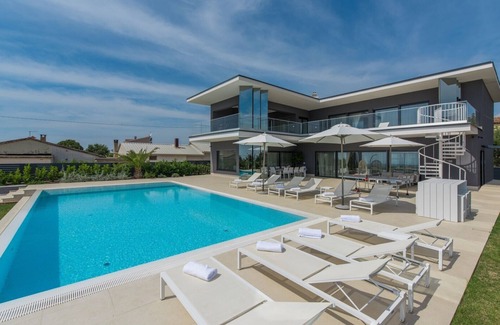 Kastelir-Labinci Villa | Luxury Villa Nimai Luce with private pool, air conditioning, WIFI, private parking, sea view in Istria