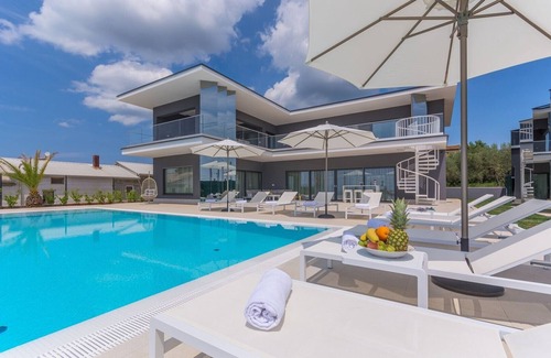 Kastelir-Labinci Villa | Luxury Villa Nimai Luce with private pool, air conditioning, WIFI, private parking, sea view in Istria