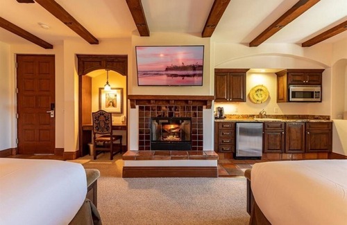Carlsbad Resort | Luxury Villa on the grounds of the Omni La Costa Resort and Spa in Carlsbad, CA