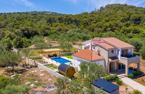 Kraj Villa | Luxury villa on the island of Pasman