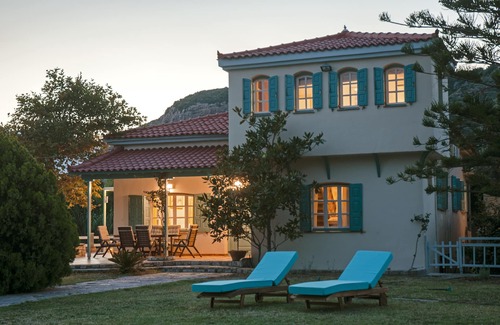Ormos Koumeikon Villa | Luxury villa Samos