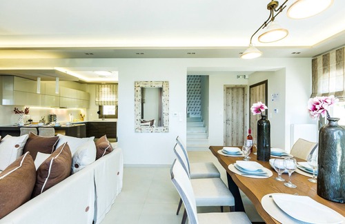 Atsipópoulon Villa | Luxury Villa set in nature with private pool