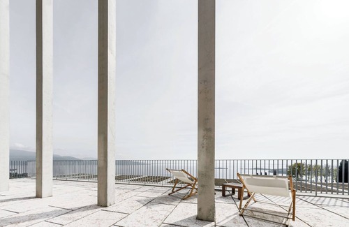 Gardone Riviera Villa | Luxury Villa with infinity pool and lake view from architect David Chipperfield