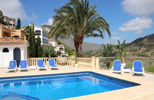 La Canuta House | Luxury Villa with 2 pools and magnificent sea and mountain views,large pool area