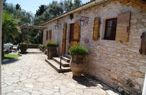 Petaleia Villa | Luxury Villa with amazing sea view close to KASSIOPI and Free Wifi