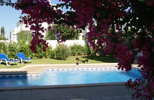 Vale de Carro Villa | Luxury villa, with garden and private pool, A/C, free WiFi, near beach