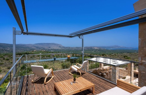 Apokoronas Villa | Luxury Villa with Heated Pool & Splendid Views