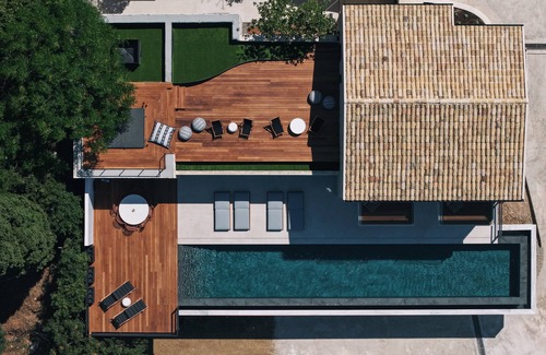 Petaleia Villa | Luxury Villa with Infinity Pool & Sea Views in Northeast Corfu