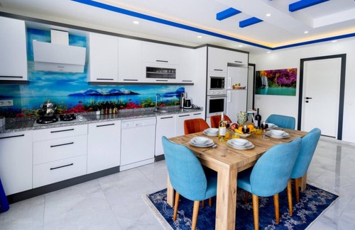 Faralya Villa | Luxury Villa with Jacuzzi in Kas